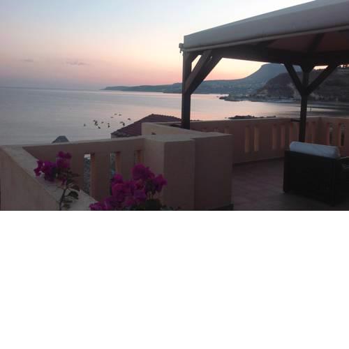 Asterias Studios & Apartments