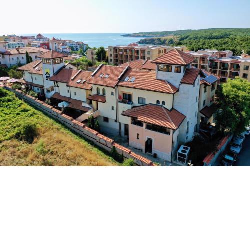 Asti Arthotel