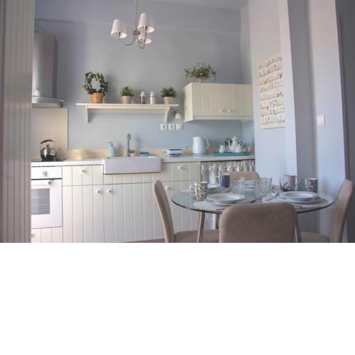 Astonishing apartment in the center of Pireaus