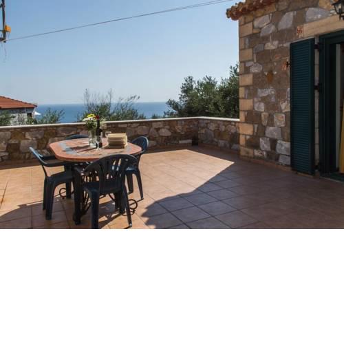 Astraia - Stone villa near the beach