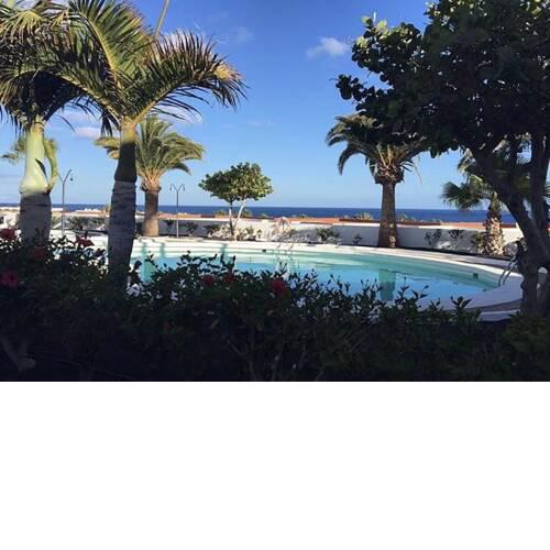Atalaya, central and quiet with sea and pool views