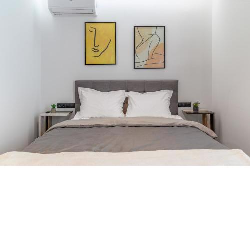 Athena studio in Gazi