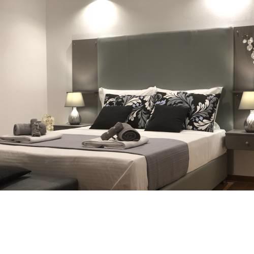 Athenaeum Acropolis Residence 1min to Museum