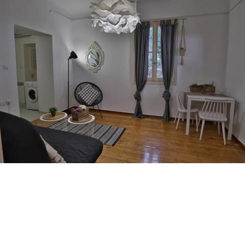 Athenian Garden House II