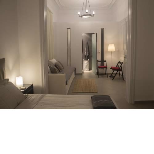 Athenian Neoclassical Apartment