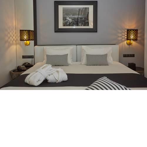 Athenian Riviera Hotel& Suites