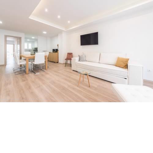 Athens Crystal Suites Apartments