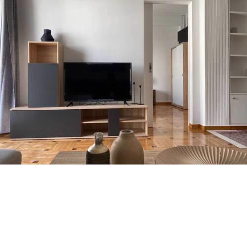 Athens Getaway: Stylish Suite in the Centre