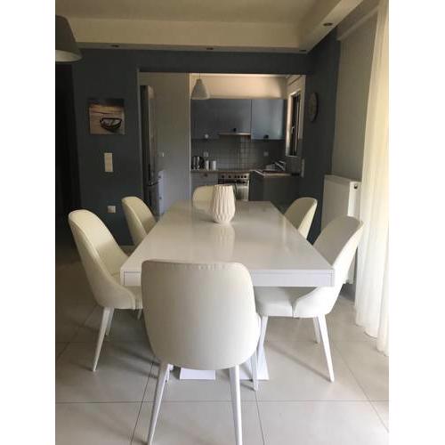 Athens-Glyfada apartment