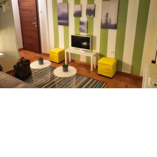 Athens Stadium path quiet & central 4 persons apartment