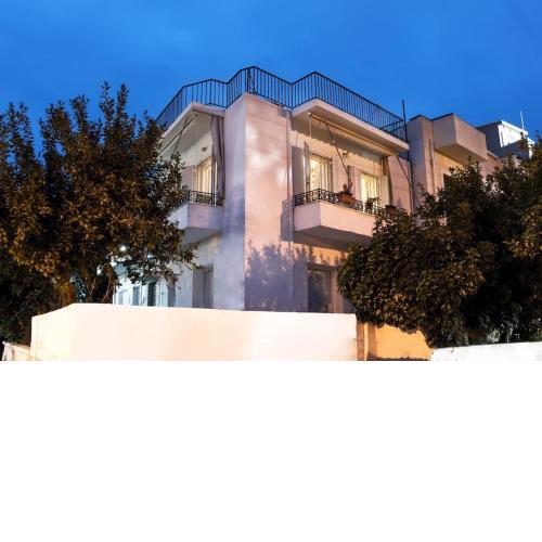 ATHENS TOWNHOUSE