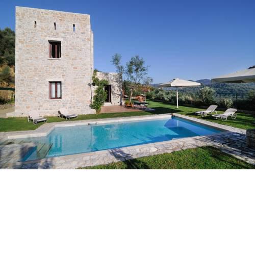 Ati Villa with pool near Gythio, Peloponnese