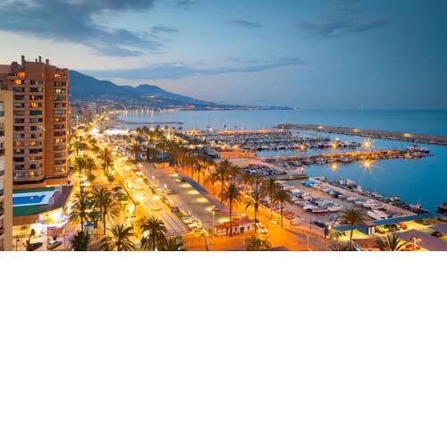 Ático con Piscina Privada e Impresionantes Vistas al Mar en Fuengirola