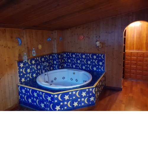 Atico en triana con terraza 36m2 y jacuzzi