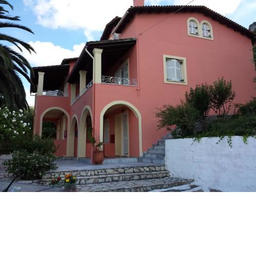 Atisis Apartments