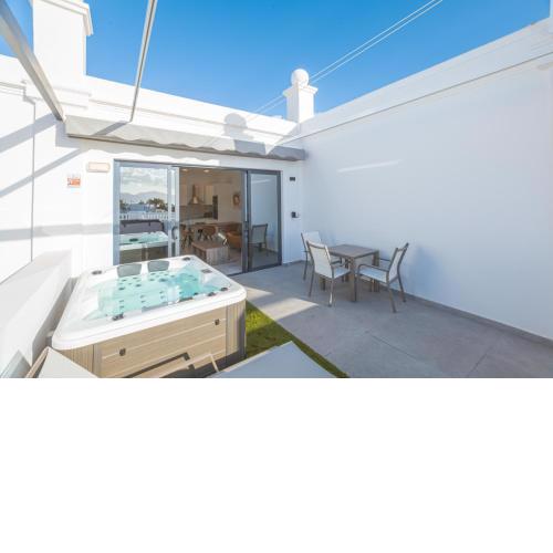 Atlantico Plaza 1 - 3 beds - 2 baths