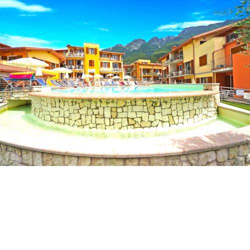 Atlantide - Lake View & Private Garden