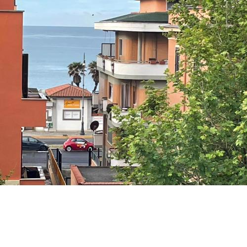 Attico con terrazza vista mare