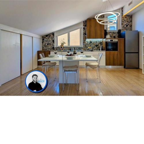[Attico Elegante] Centro Jacuzzi Wifi Parcheggio