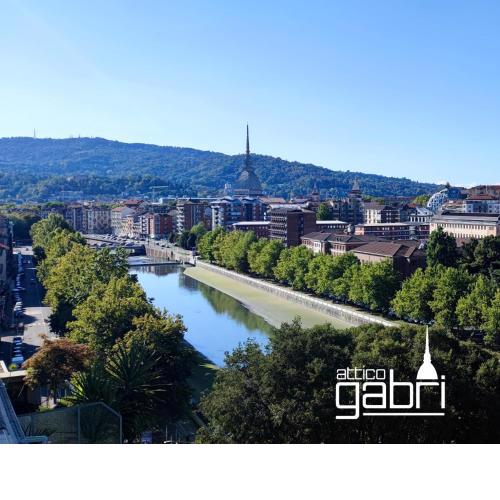 Attico Gabri - Panoramic Apartment near the city centre
