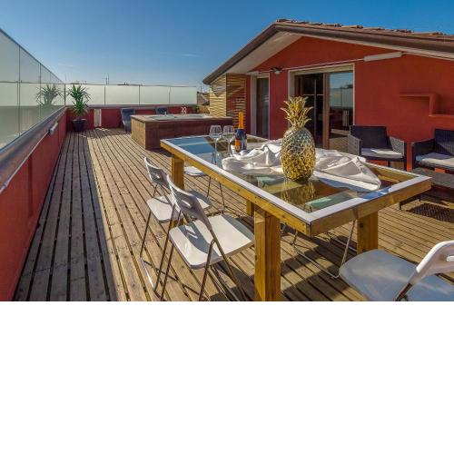 Attico Scirocco Viareggio, terrazza panoramica con idromassaggio