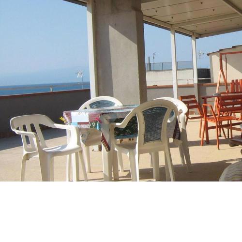 Attico vista mare con terrazza