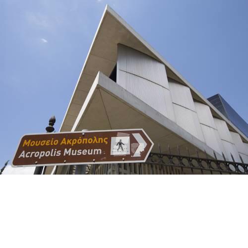 Attractive flat near the Acropolis Museum