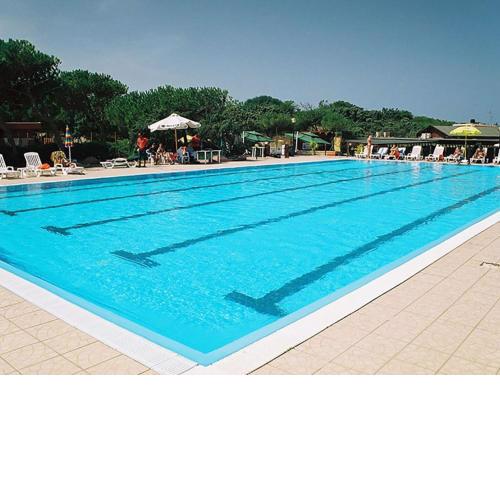 Attractive mobile home in Sorso with shared pool