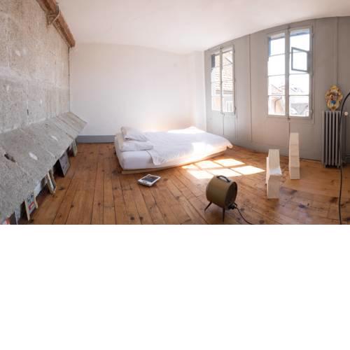 Atypique ancien hôtel du Faucon