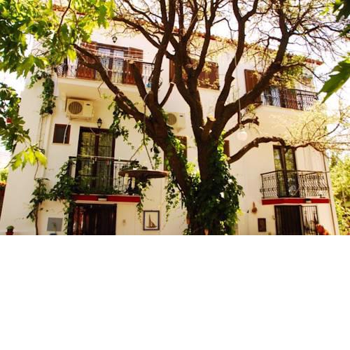 Atzanou Rooms