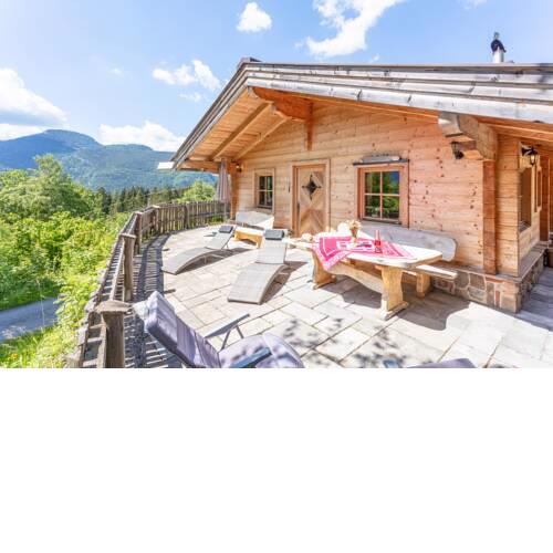 AUERWIESEN Chalet in Lofer- Hütte in Alleinlage Winter wie Sommer mit dem Auto erreichbar