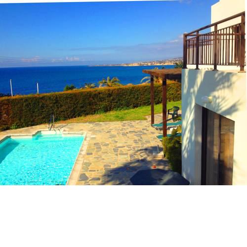 Aura Holiday Villas