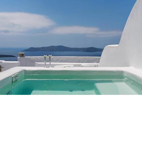 Aura Suites