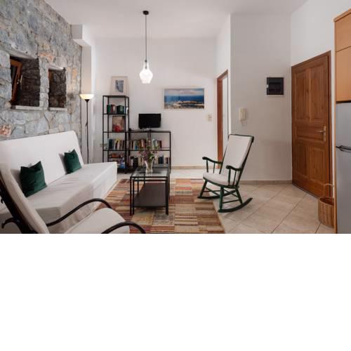 Aura Traditional Apartment