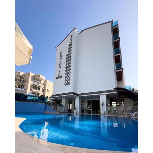 Aurasia Deluxe Hotel