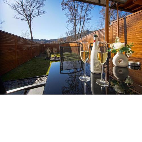 AusZeit Steiraland 2 mit privaten Terrasse und Garten und Parkplatz
