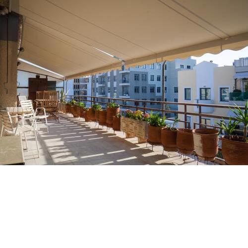Authentic Athenian roof apartment 5min from metro ampelokipoi