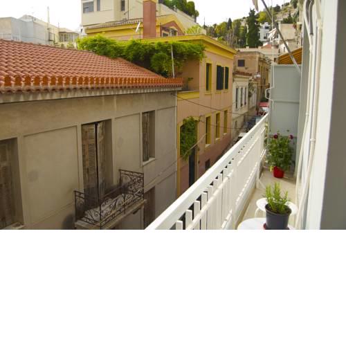 Authentic neighborhood aptm 10' Acropolis