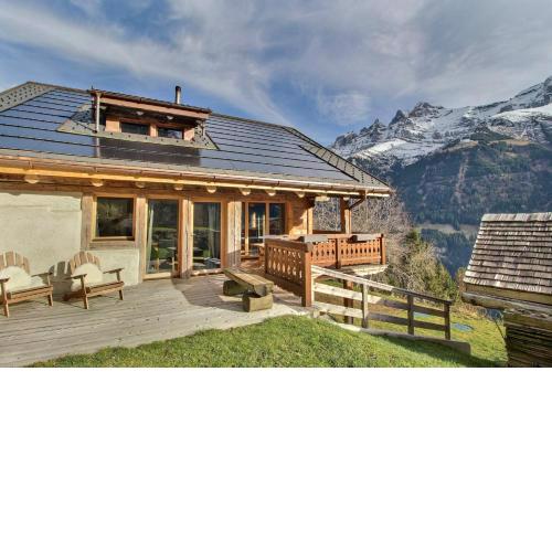 Authentic Renovated Chalet In The Wild