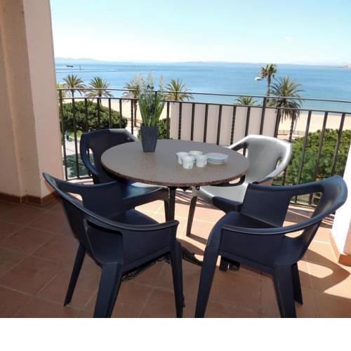 AVDA DE RHODE 109-Apartamento 1ª linea de playa Roses
