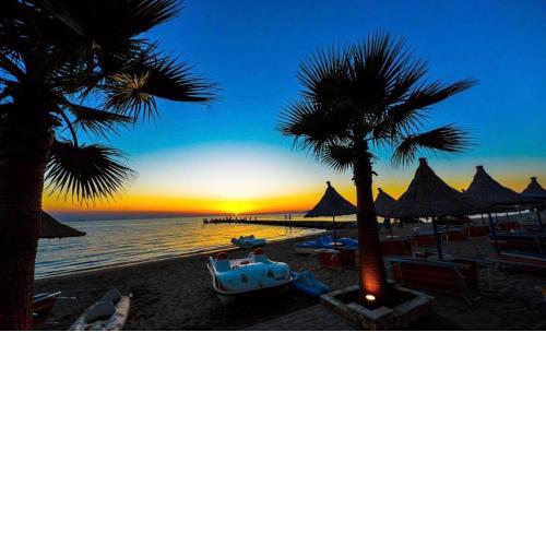 Avenue by the Sea -Pamje Deti