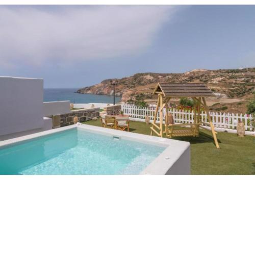 Avgerinos Deluxe Rooms