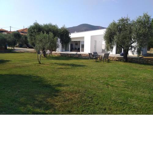AVGOUSTIDIS APARTMENTS