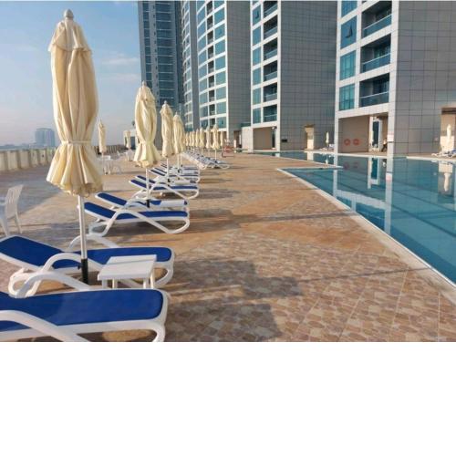 Awesome 2 bedroom apartment with beatiful seaview and cityview