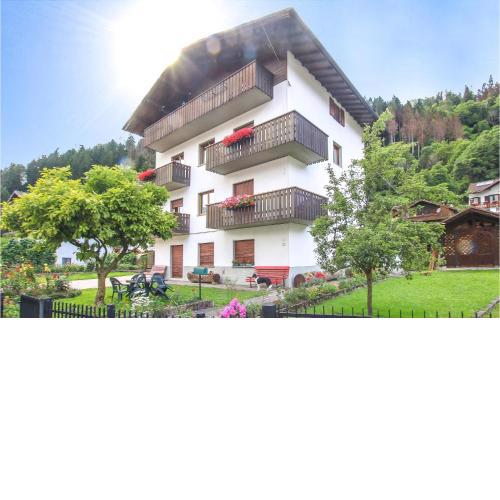 Awesome Apartment In Fiera Di Primiero With Wifi And 3 Bedrooms