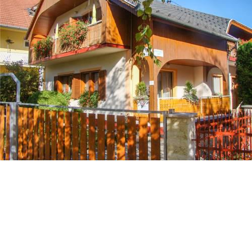 Awesome apartment in Héviz w/ WiFi