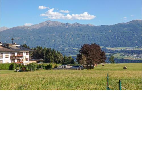 Awesome apartment in Innsbruck with WiFi