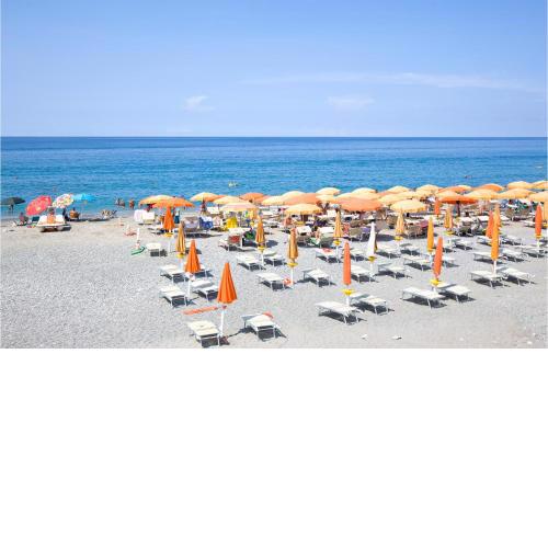 Awesome apartment in Marina di Strongoli with 2 Bedrooms and WiFi