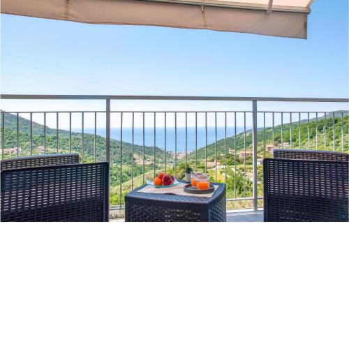 Awesome apartment in Moneglia with WiFi