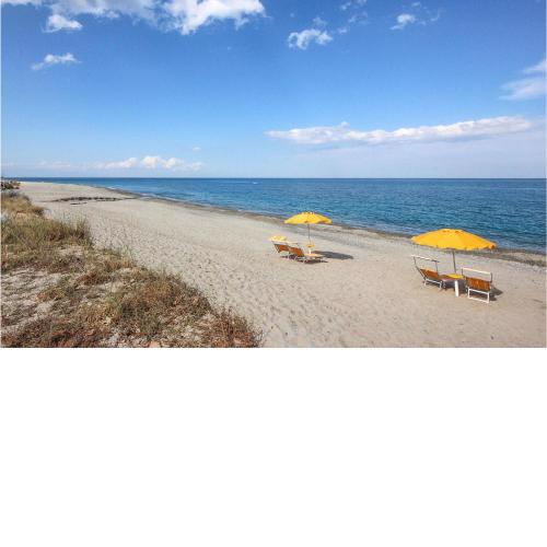 Awesome apartment in PORTIGLIOLA with WiFi